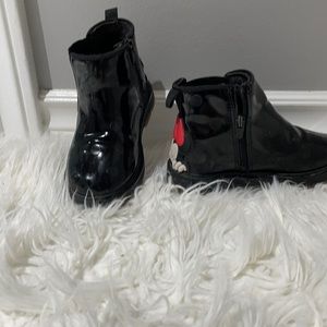 used toodler girl shoes good condition size 24Eu